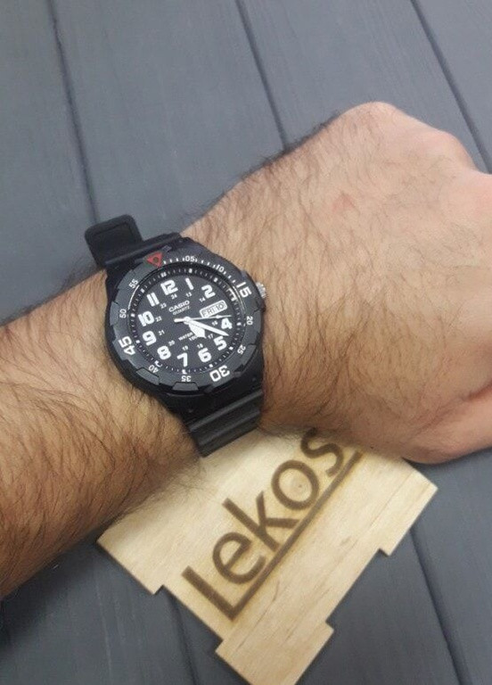 Чоловічі Годинники MRW-200H-1BVEF кварцові спортивні Casio (226704367)