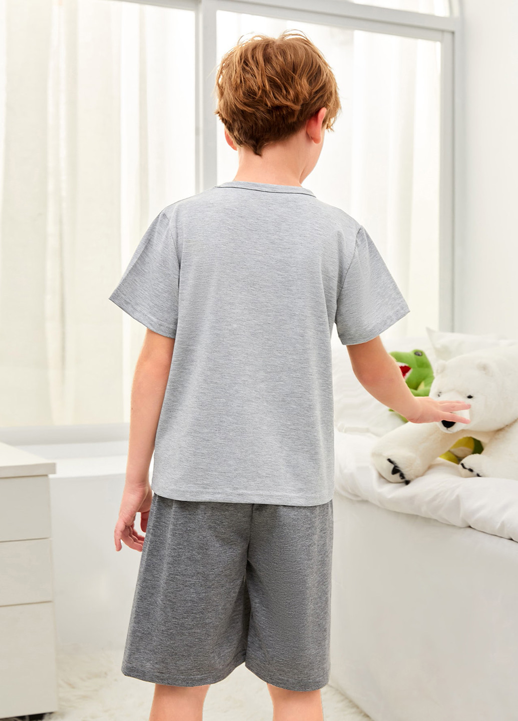 Сіра всесезон піжама (футболка, штани) футболка + штани SHEIN