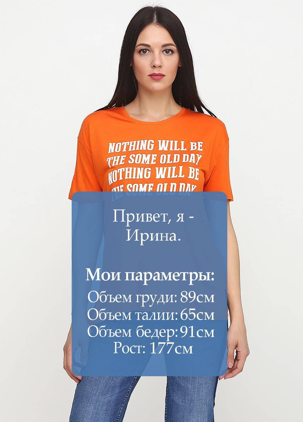 Оранжевая летняя футболка Miss Poem