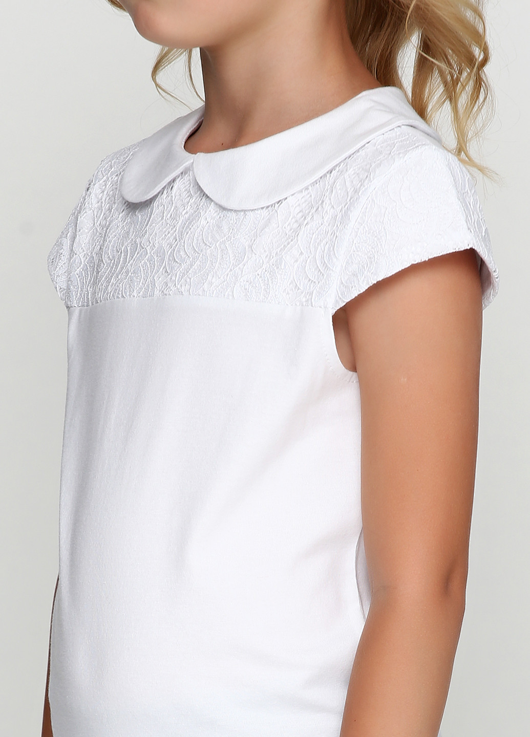 Белая однотонная блузка с коротким рукавом Vidoli летняя