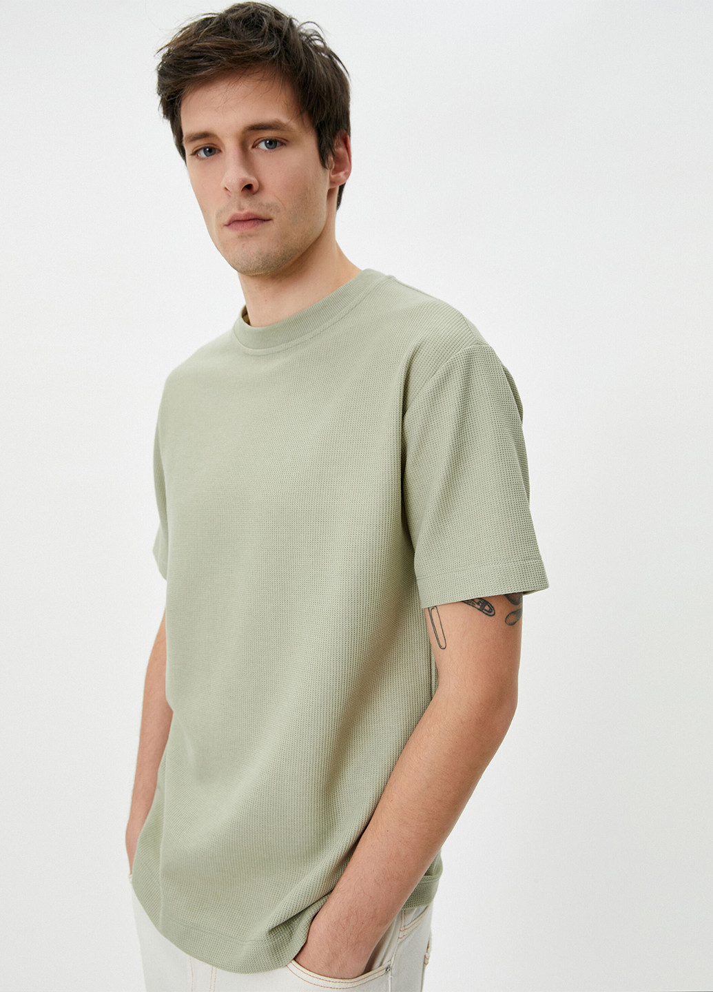 Сіро-зелена футболка KOTON