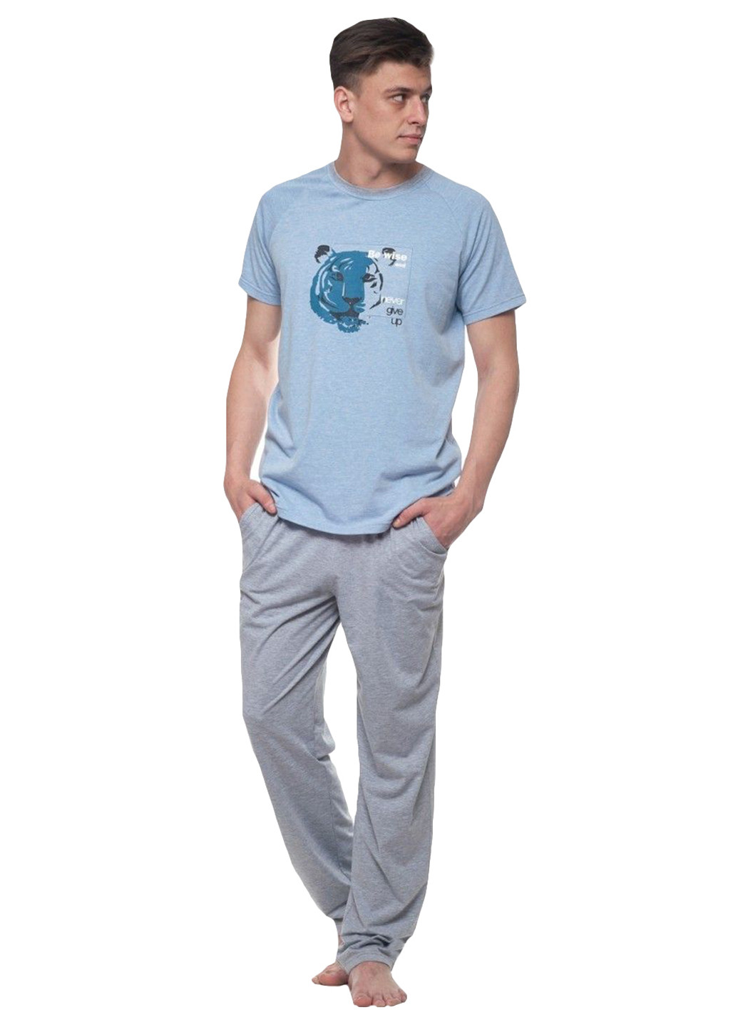 Світло-блакитний демісезонний комплект (футболка, штани) Ellen