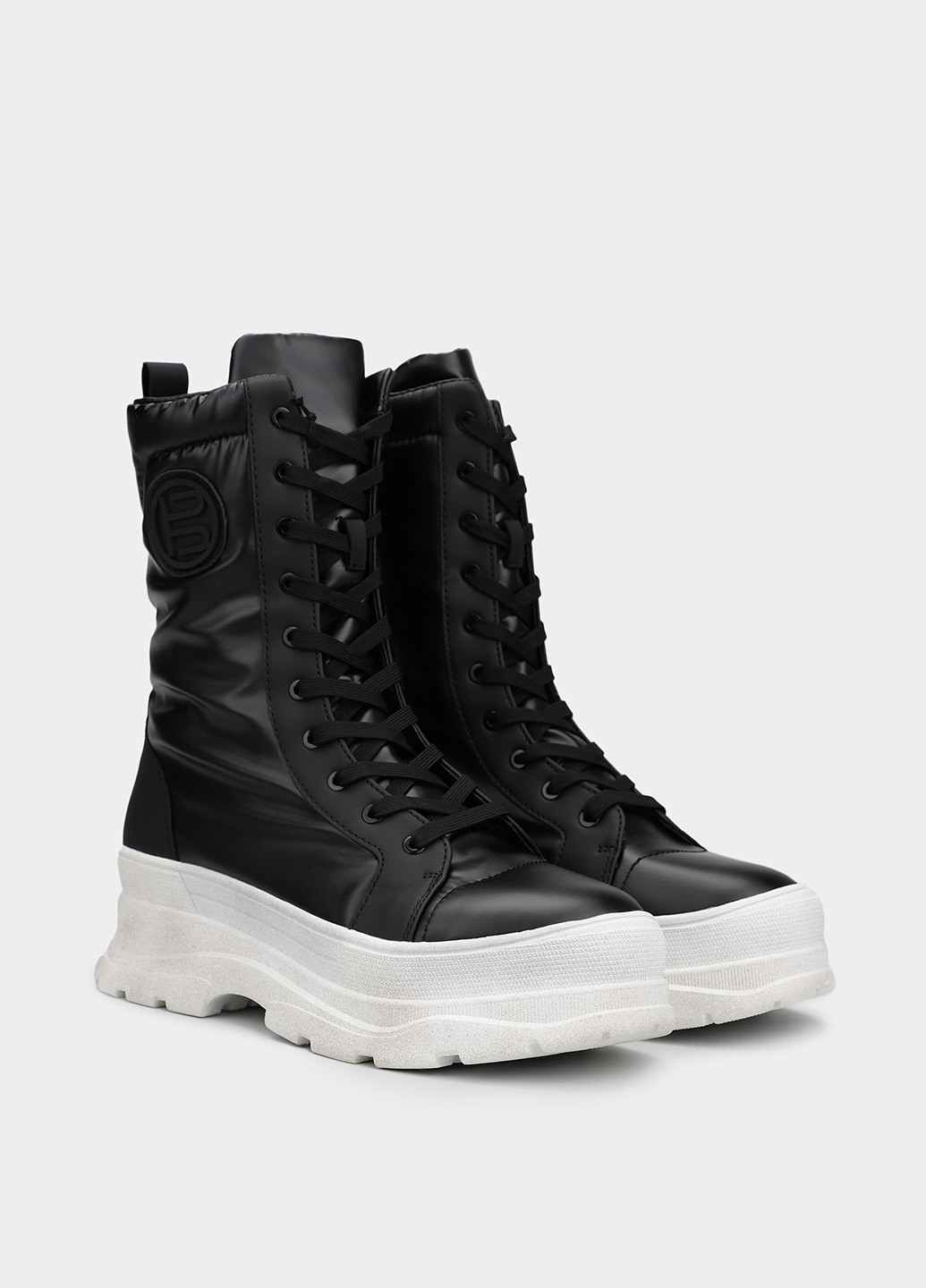 Осенние ботинки берцы Bagatt с белой подошвой тканевые, из искусственной кожи