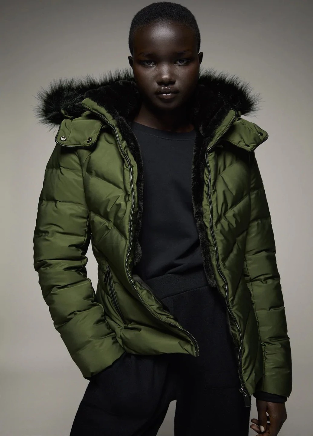 Зелена зимня куртка Zara