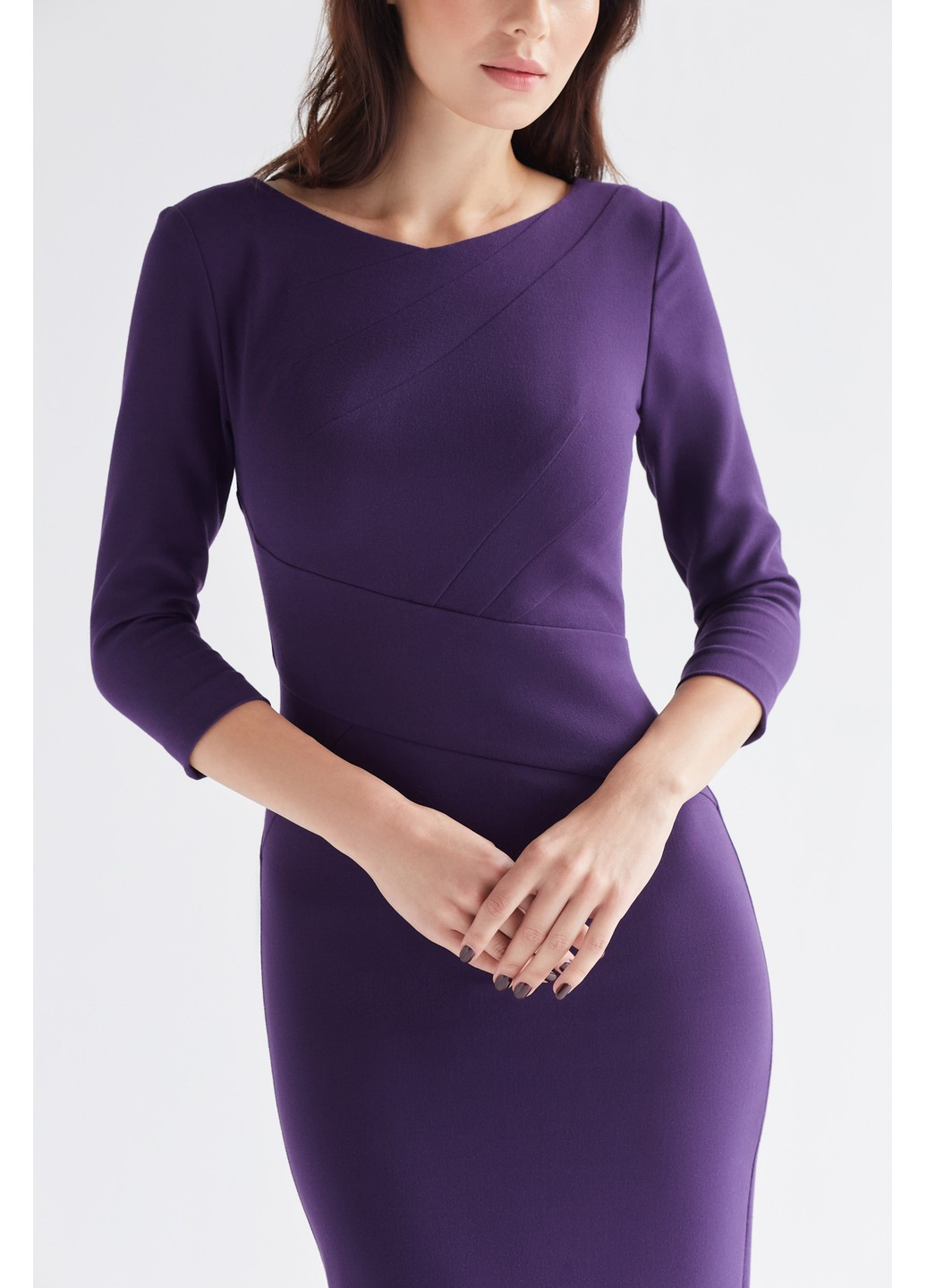 Фиолетовое деловое платье руби футляр BYURSE однотонное