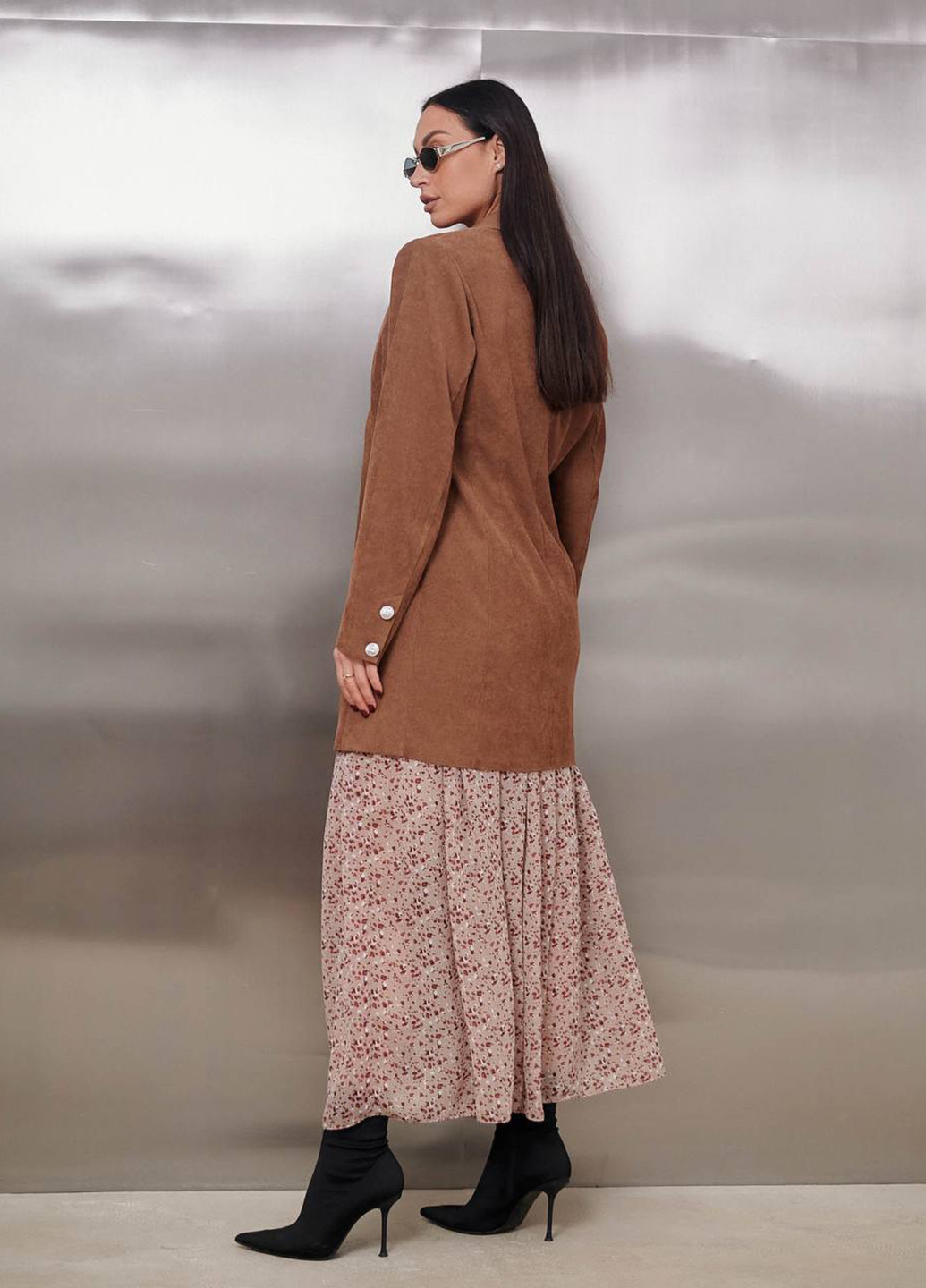 Коричневый женский жакет LibeAmore однотонный - демисезонный