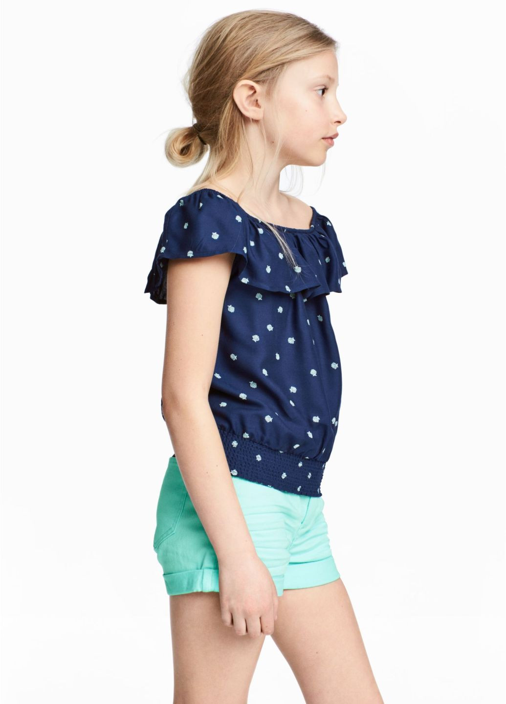Светло-синяя с орнаментом блузка H&M летняя