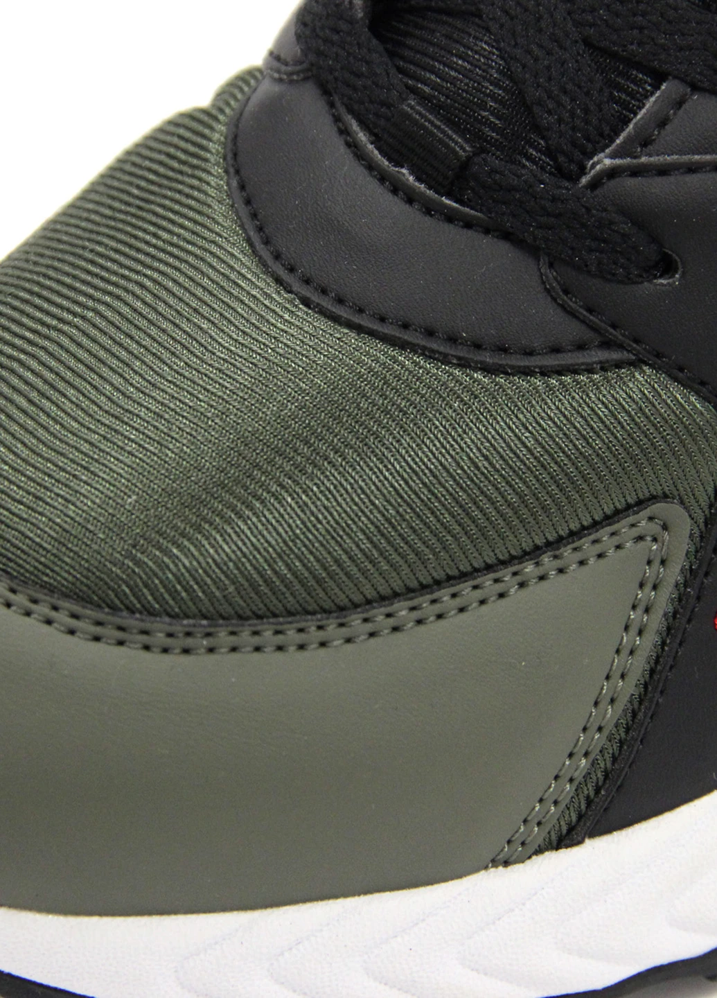 Цветные демисезонные мужские кроссовки hyperwalker low 1010832.51q Fila