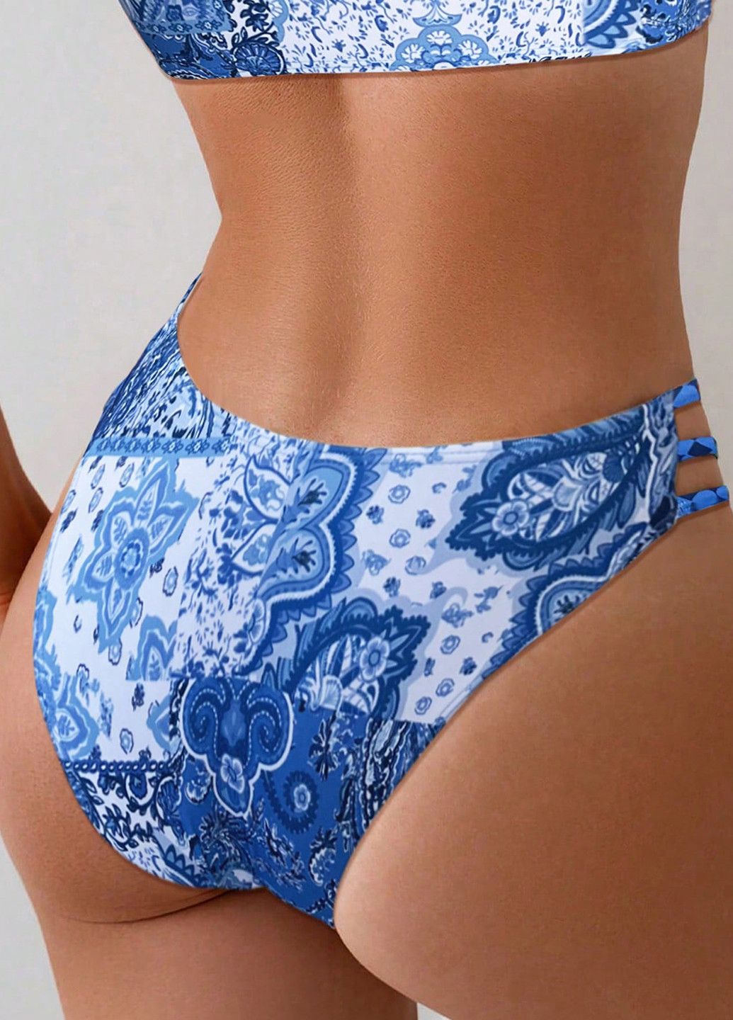 Белые купальные трусики с рисунком SHEIN