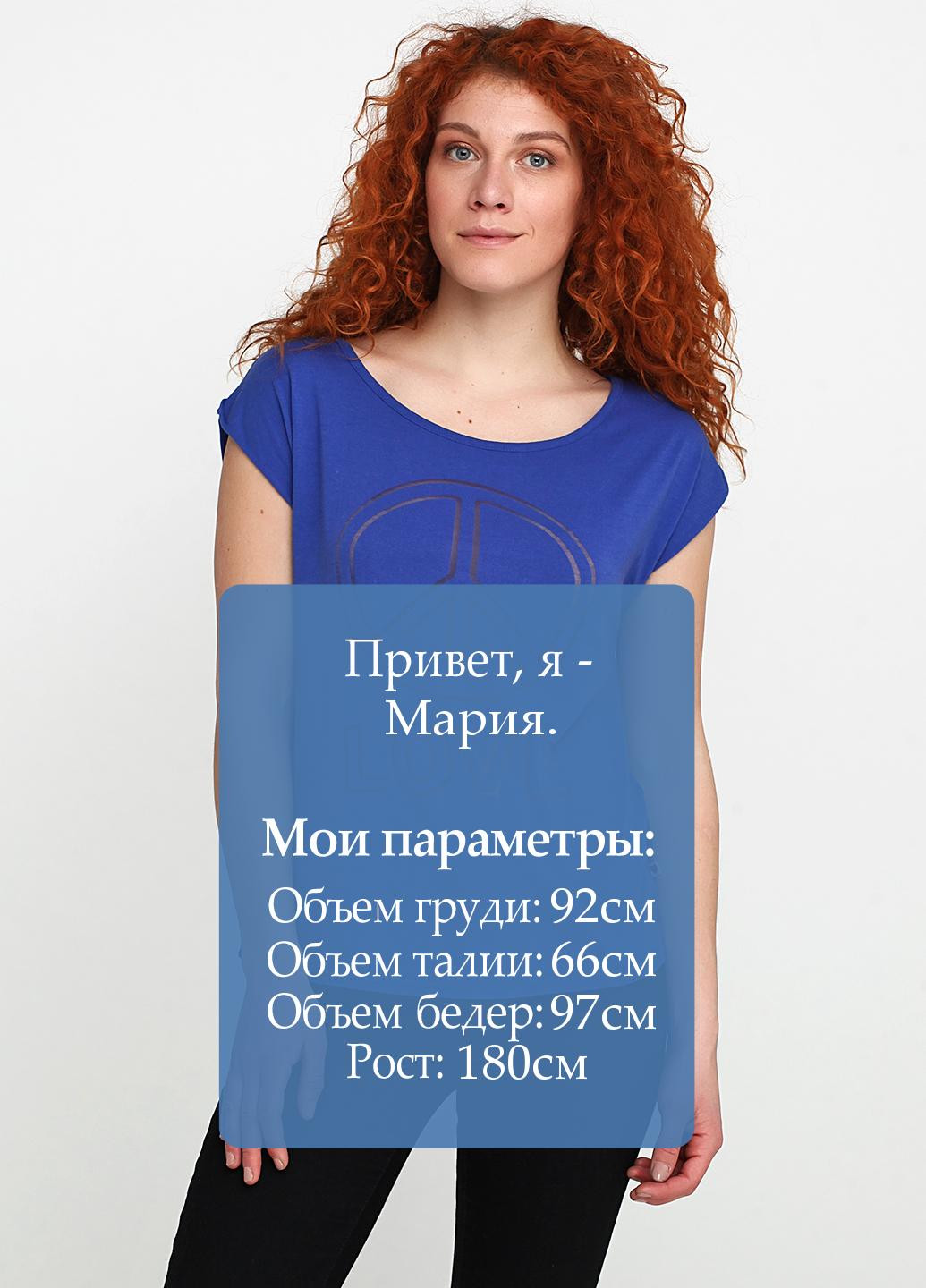 Васильковая летняя футболка Yamamay
