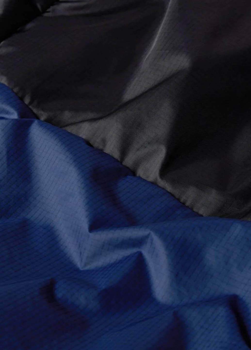 Темно-синяя зимняя куртка The North Face NF0A7WZX92A1