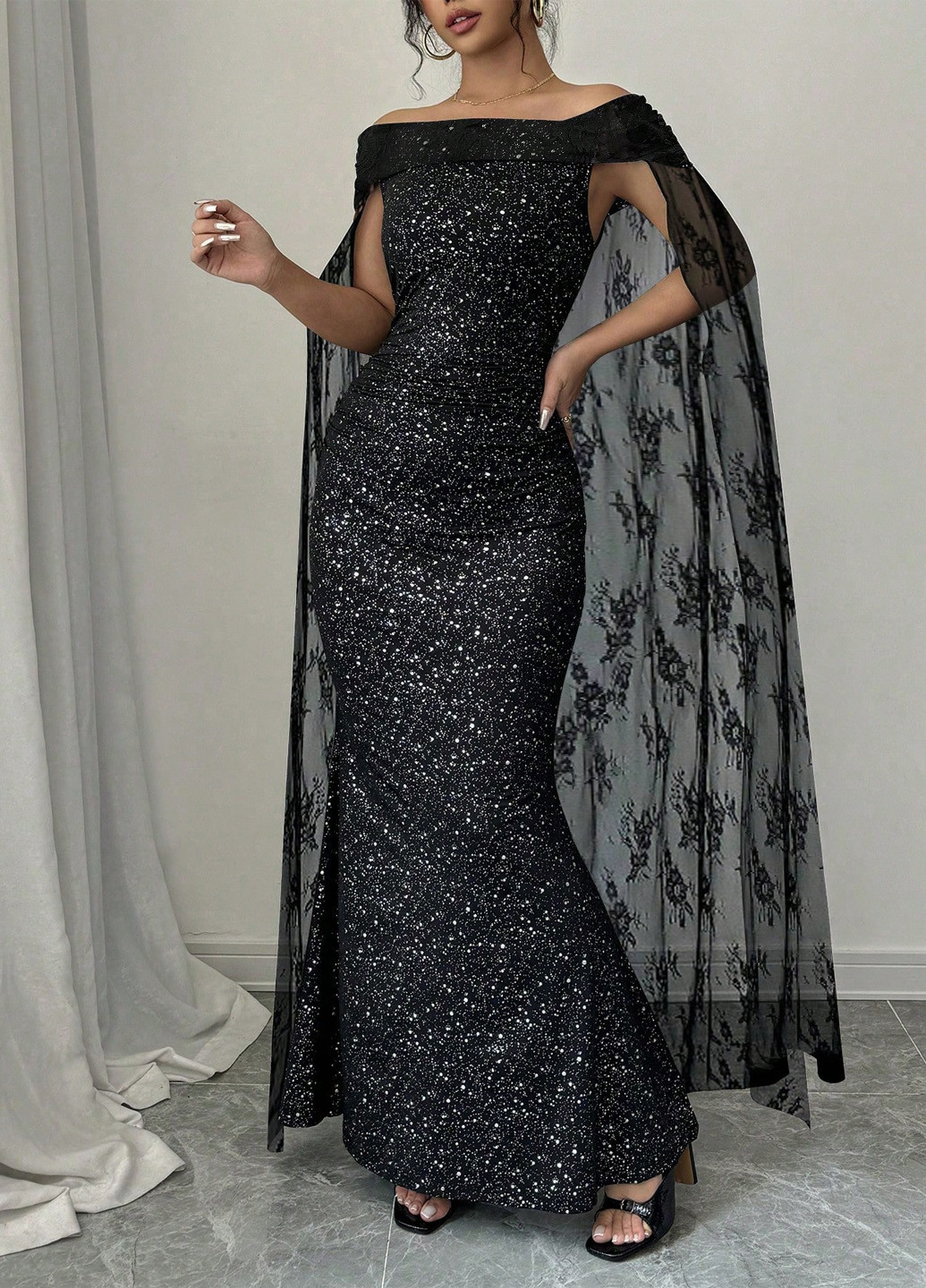 Чорна вечірня сукня зі шлейфом SHEIN однотонна