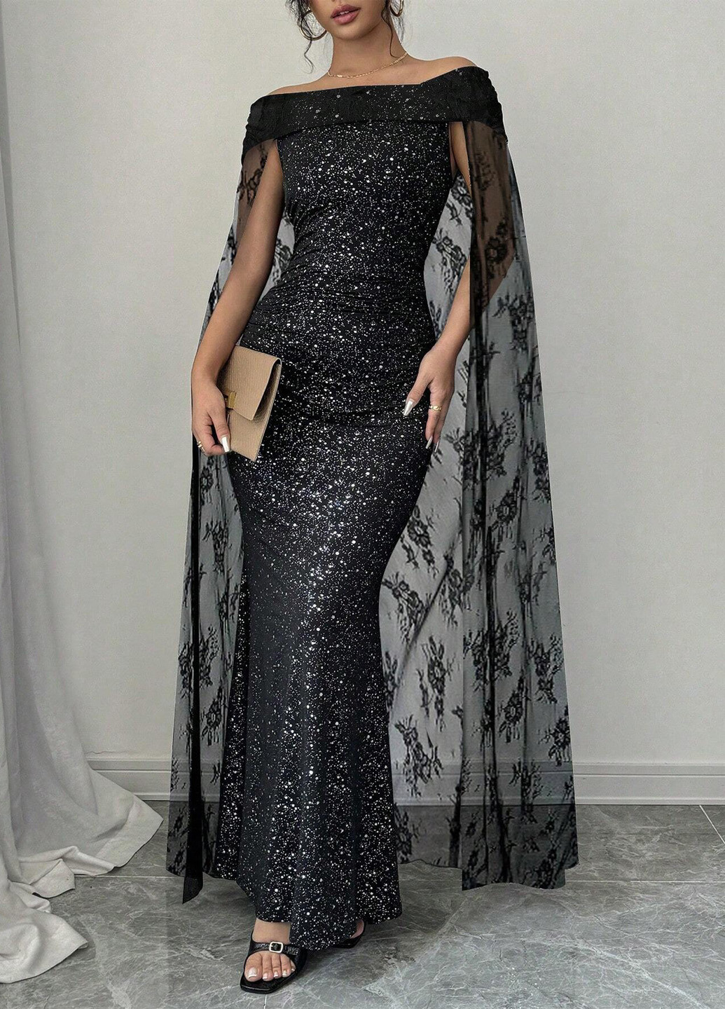 Чорна вечірня сукня зі шлейфом SHEIN однотонна