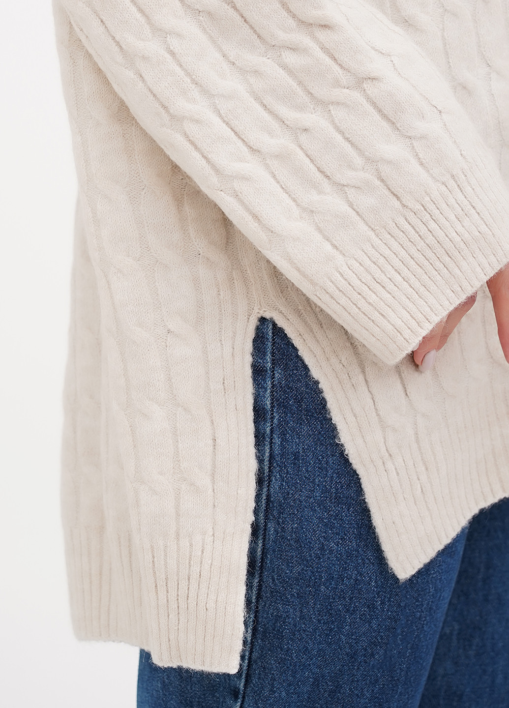 Светло-бежевый зимний свитер H&M