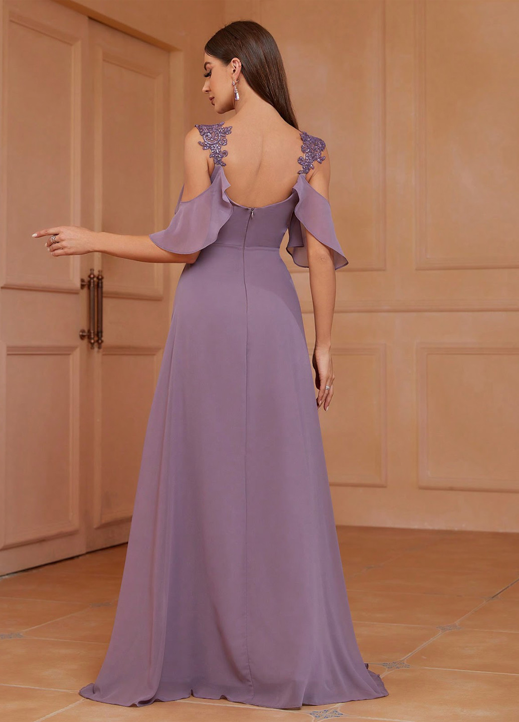 Сиреневое вечернее платье а-силуэт, с открытыми плечами SHEIN однотонное