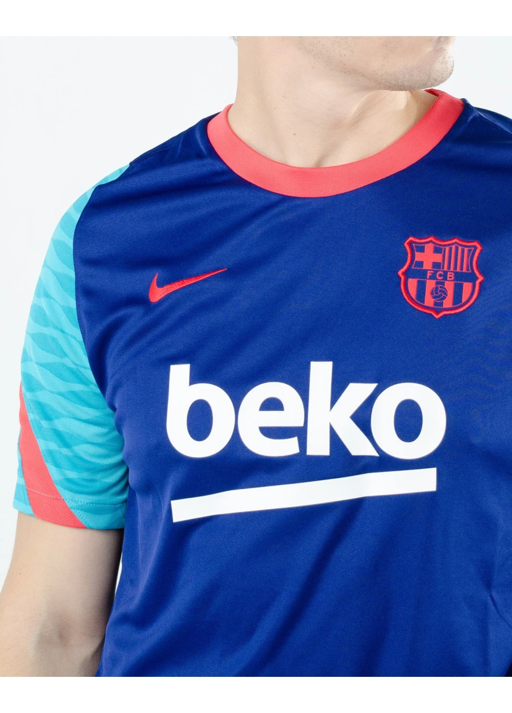 Синяя футболка fcb m nk brt strk top ss Nike