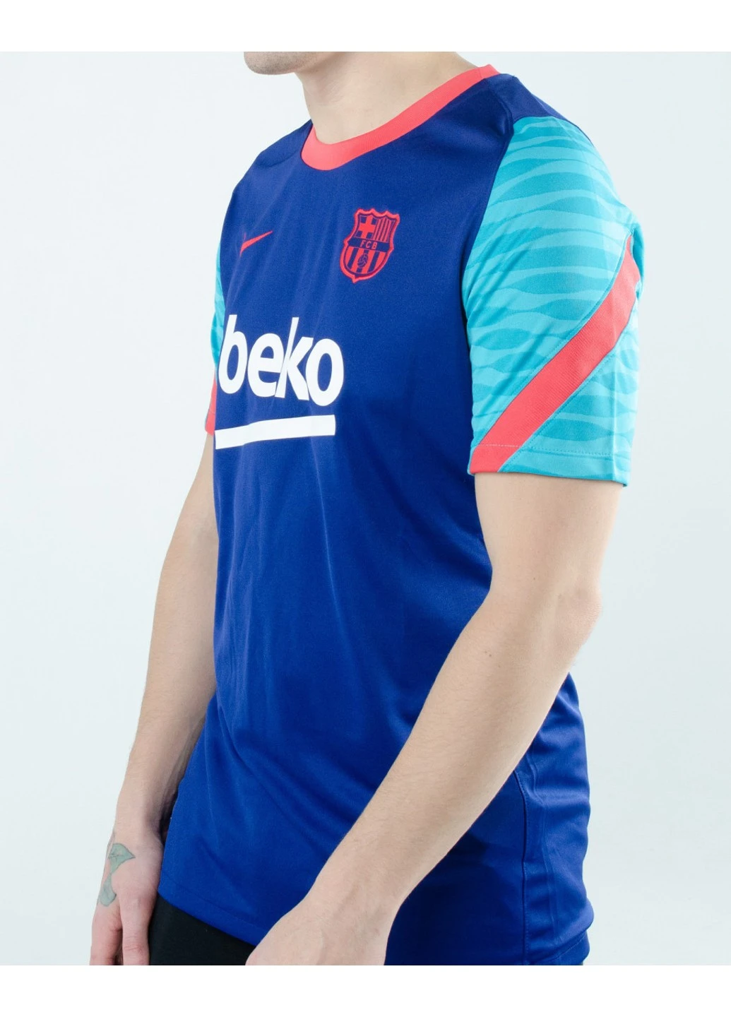 Синяя футболка fcb m nk brt strk top ss Nike