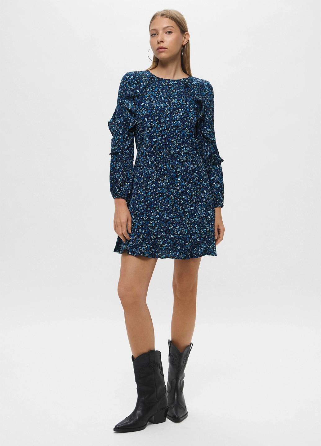 Синее кэжуал платье H&M с цветочным принтом