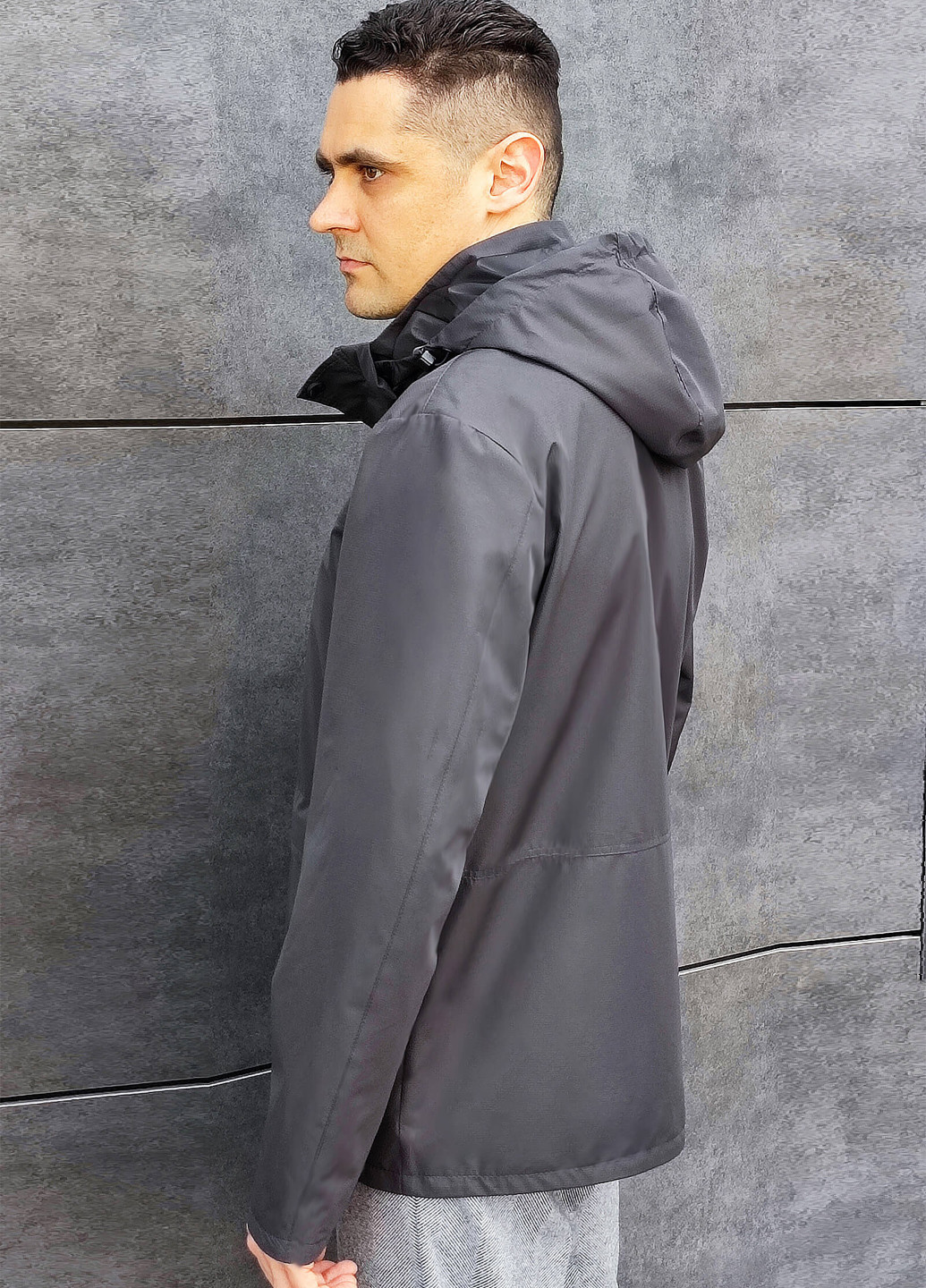 Серая демисезонная куртка Sun's House