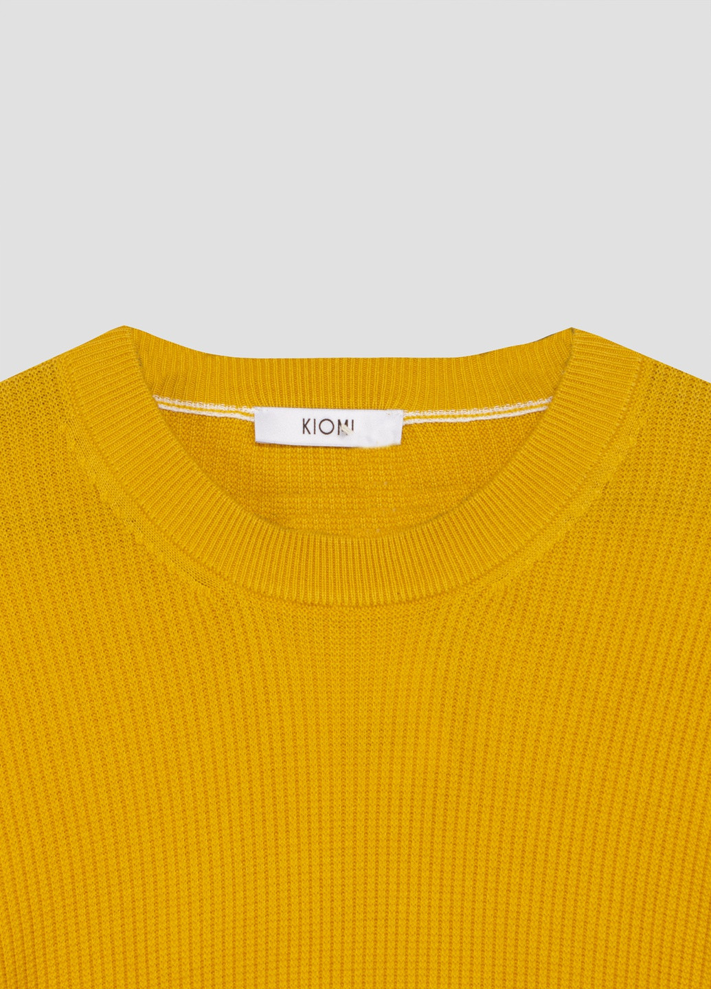 Желтый демисезонный свитер Kiomi