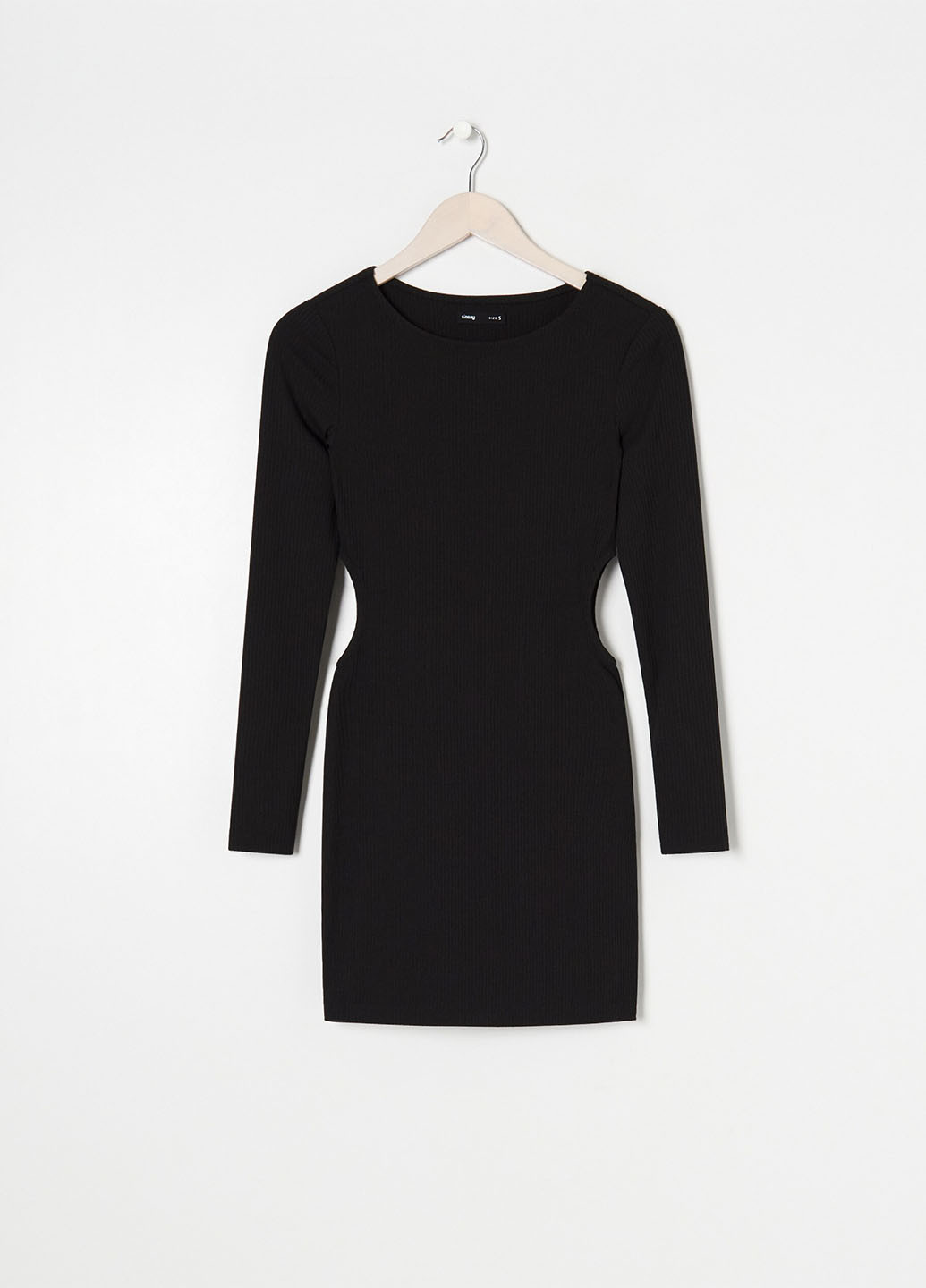 Черное кэжуал платье футляр Sinsay однотонное