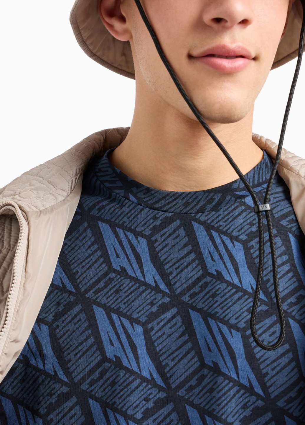 Синяя футболка Armani Exchange