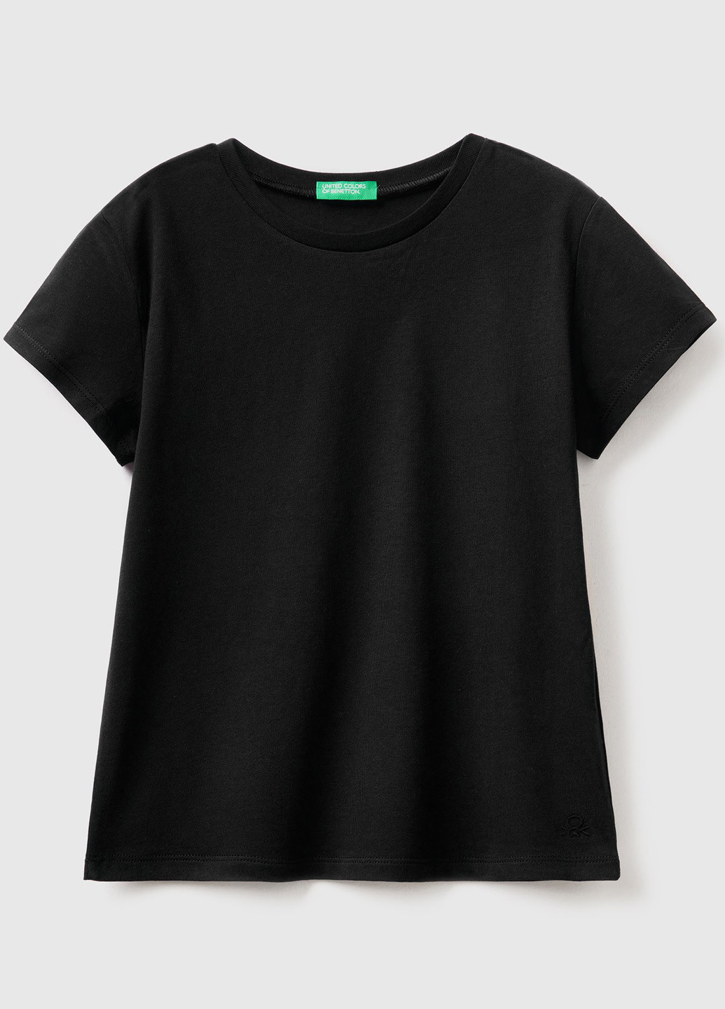 Чорна літня футболка United Colors of Benetton