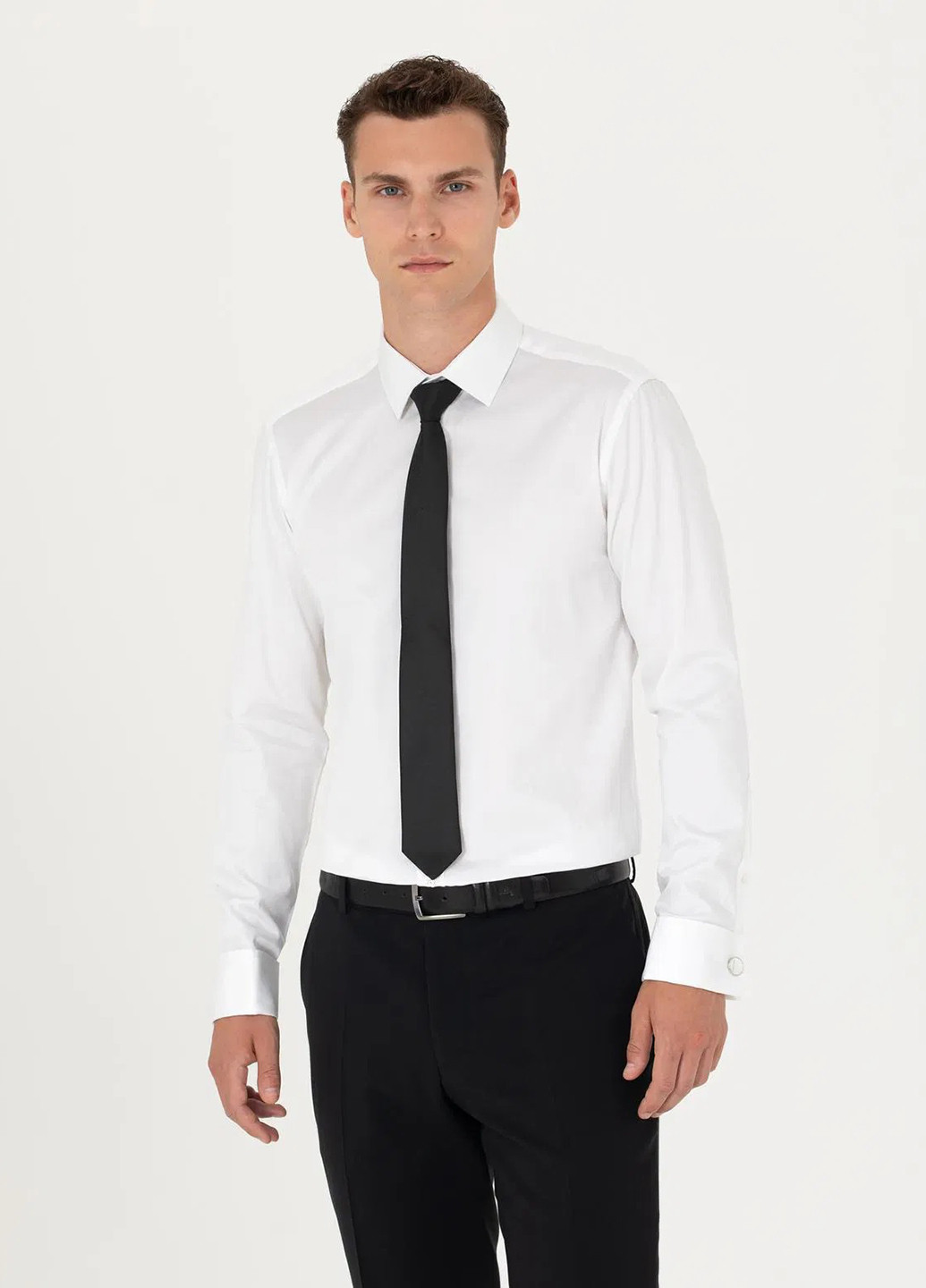 Белая классическая рубашка однотонная Pierre Cardin