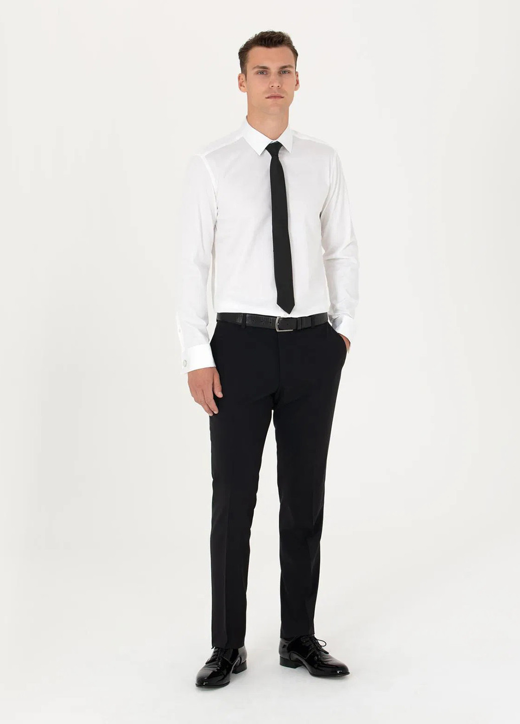 Белая классическая рубашка однотонная Pierre Cardin