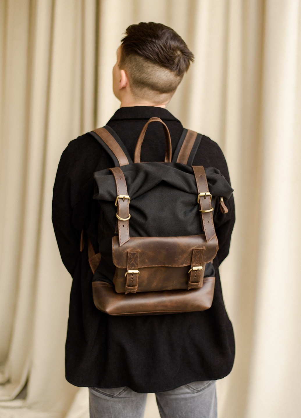 Функціональний чоловічий рюкзак ручної роботи з бавовни і натуральної вінтажної шкіри коричневого кольору Boorbon (253351913)