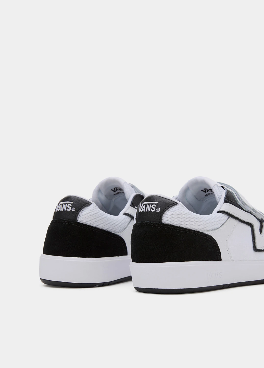 Білі кеди Vans