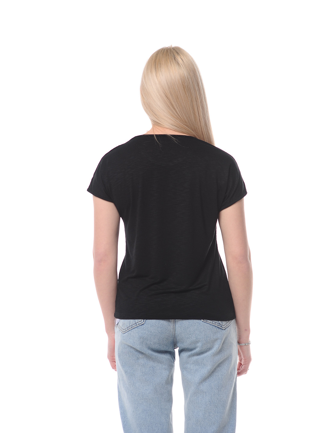 Черная всесезон футболка женская Наталюкс 80-2350