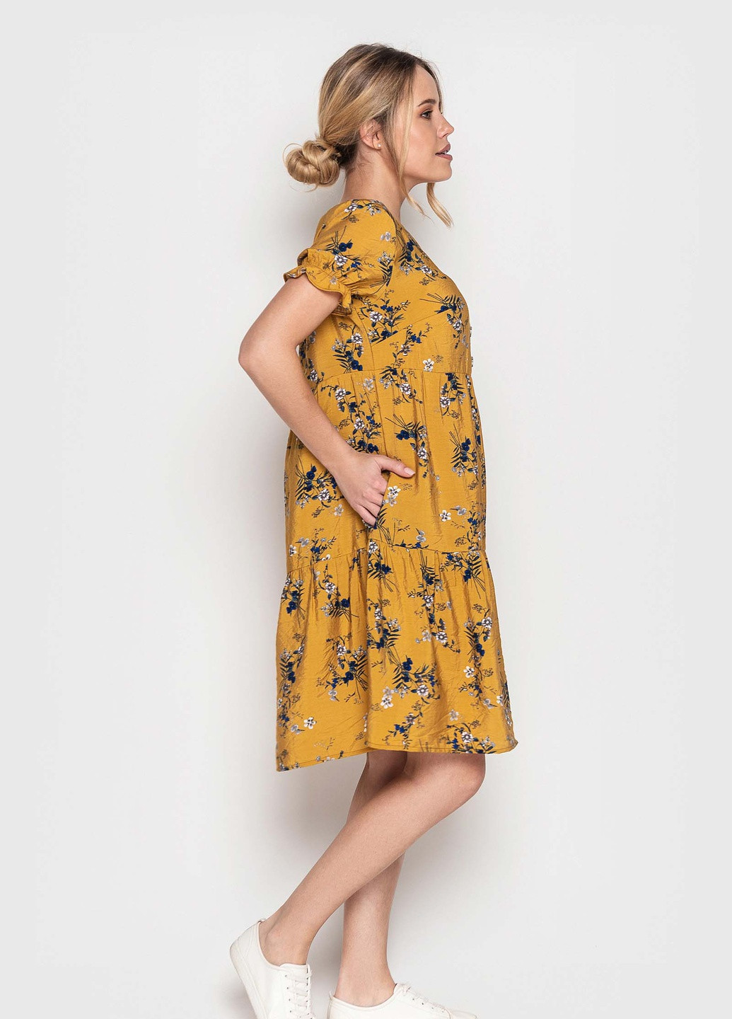 Горчичное кэжуал платье колокол BeART с цветочным принтом