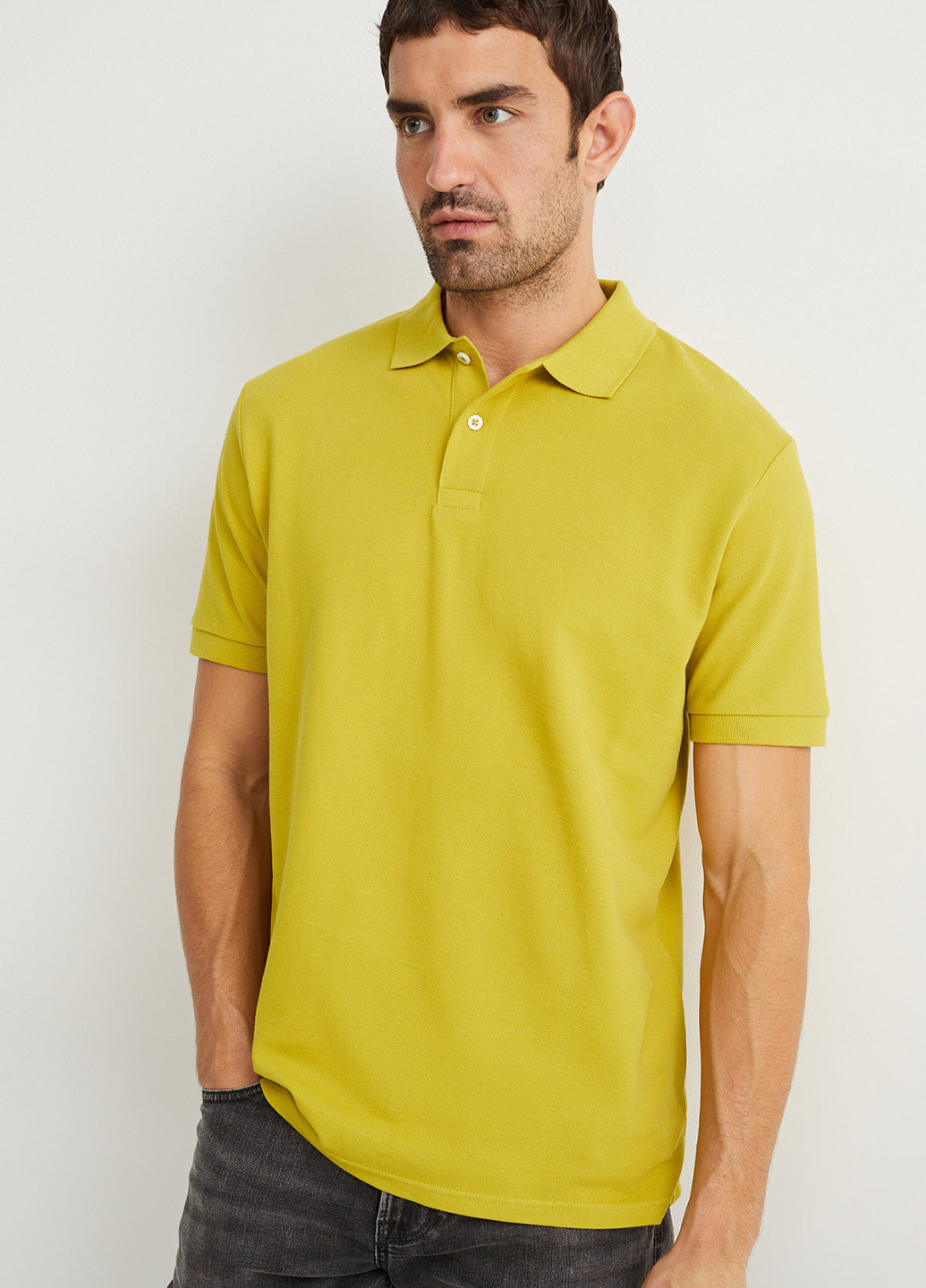 Горчичная футболка-поло для мужчин C&A однотонная