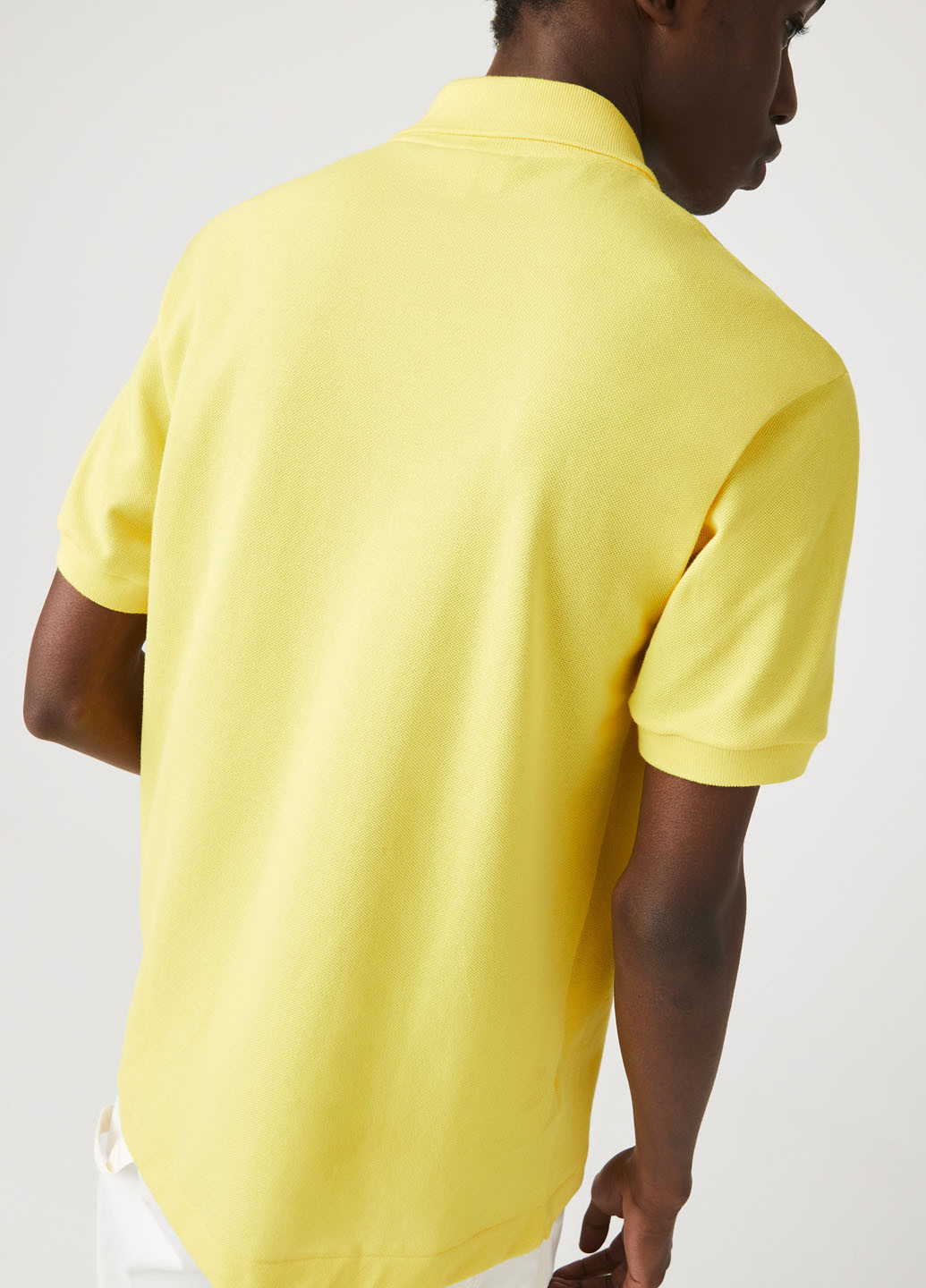 Желтая футболка-поло для мужчин Lacoste однотонная