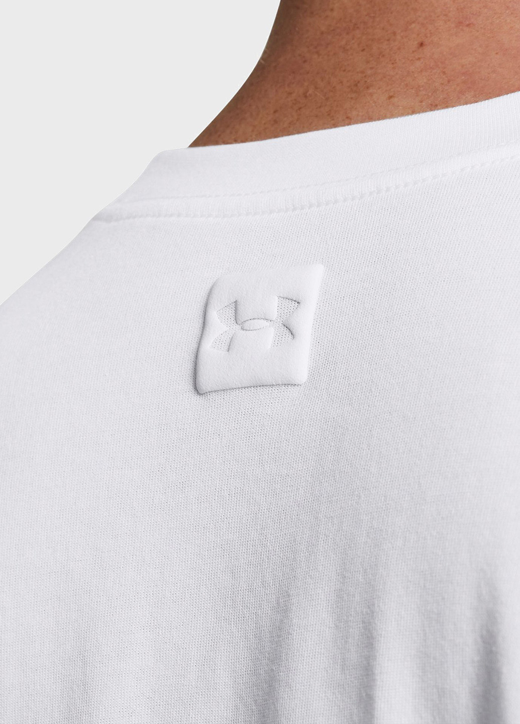 Білий світшот Under Armour однотонний аплікація (328001318)