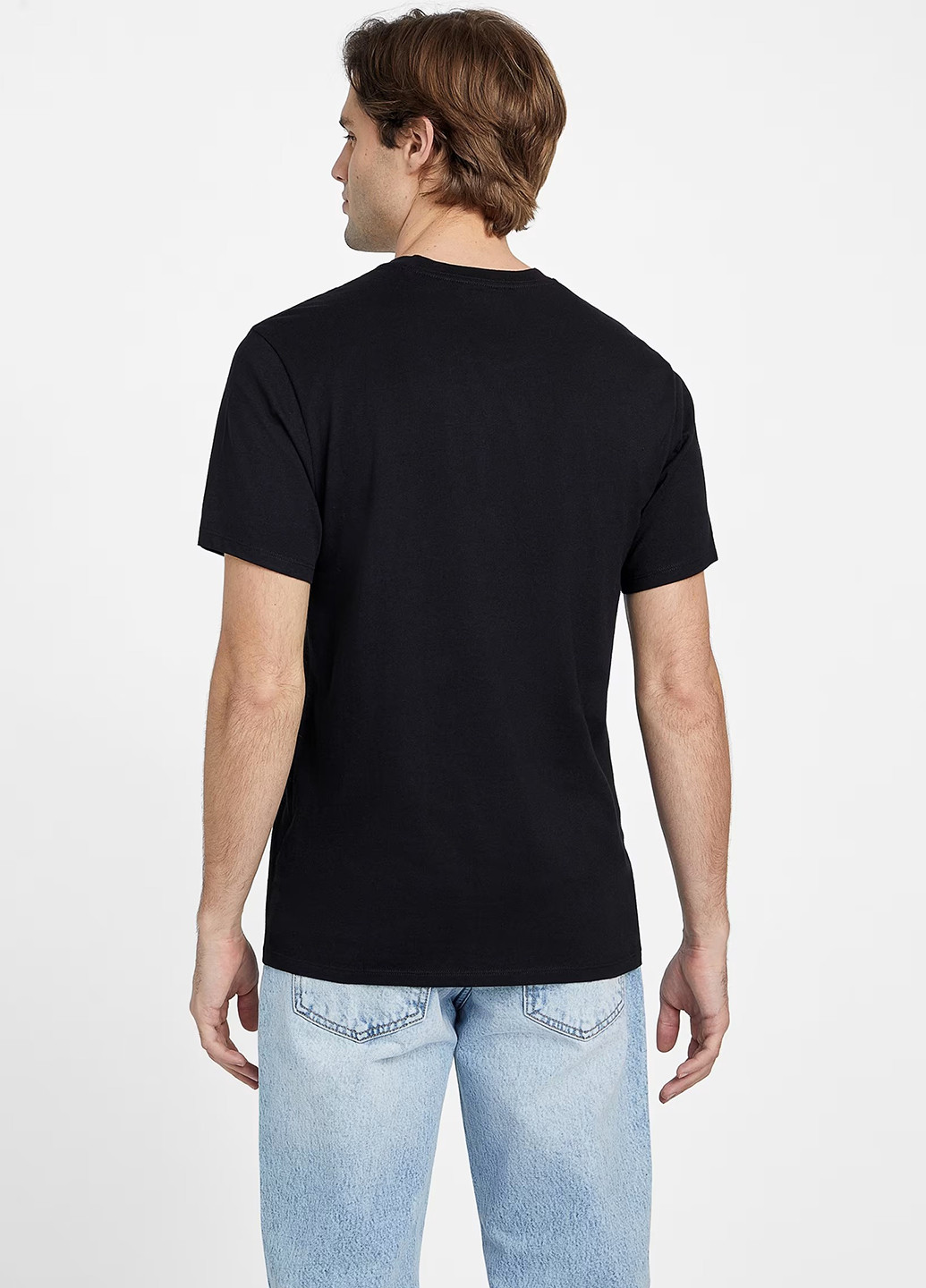 Черная футболка Guess