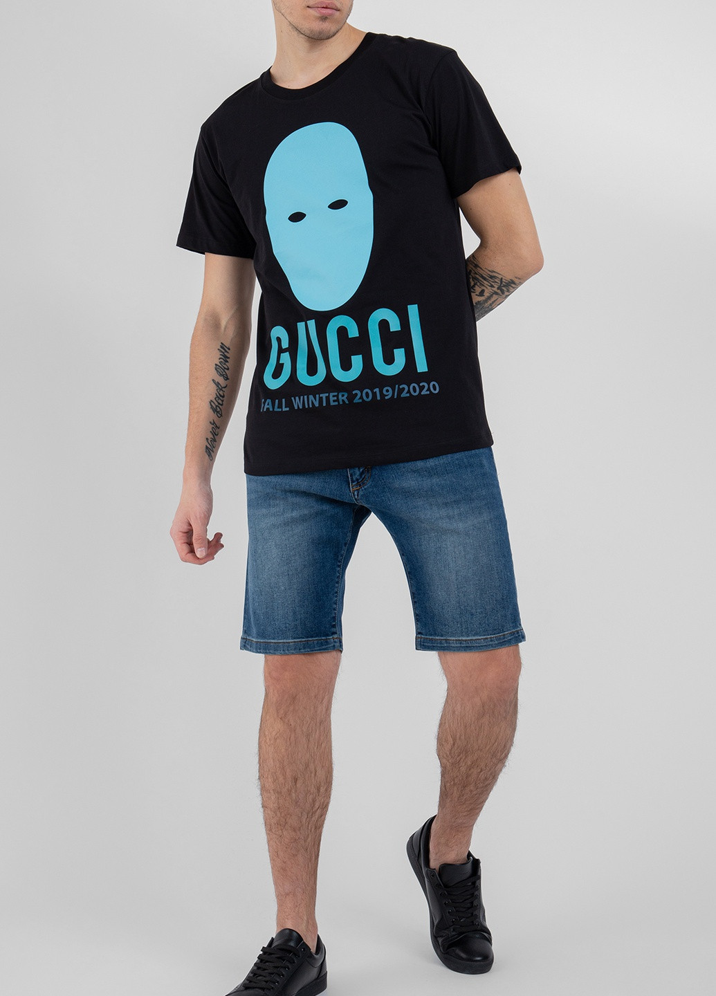 Черная бежевая футболка с логотипом Gucci