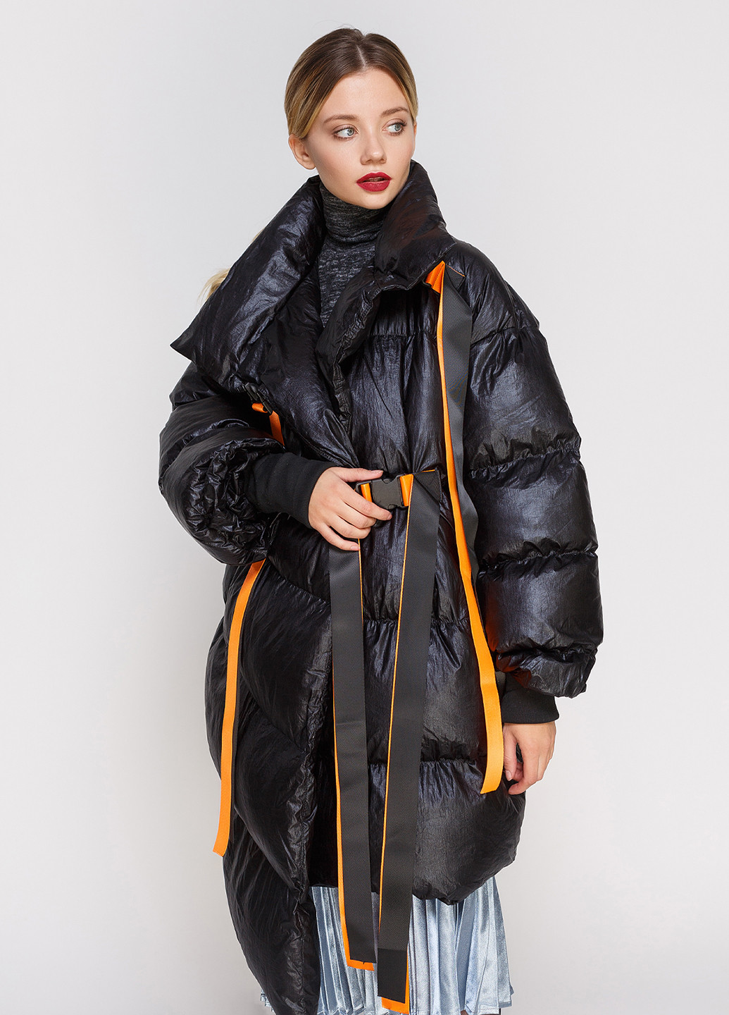 Черная зимняя куртка Longdeng