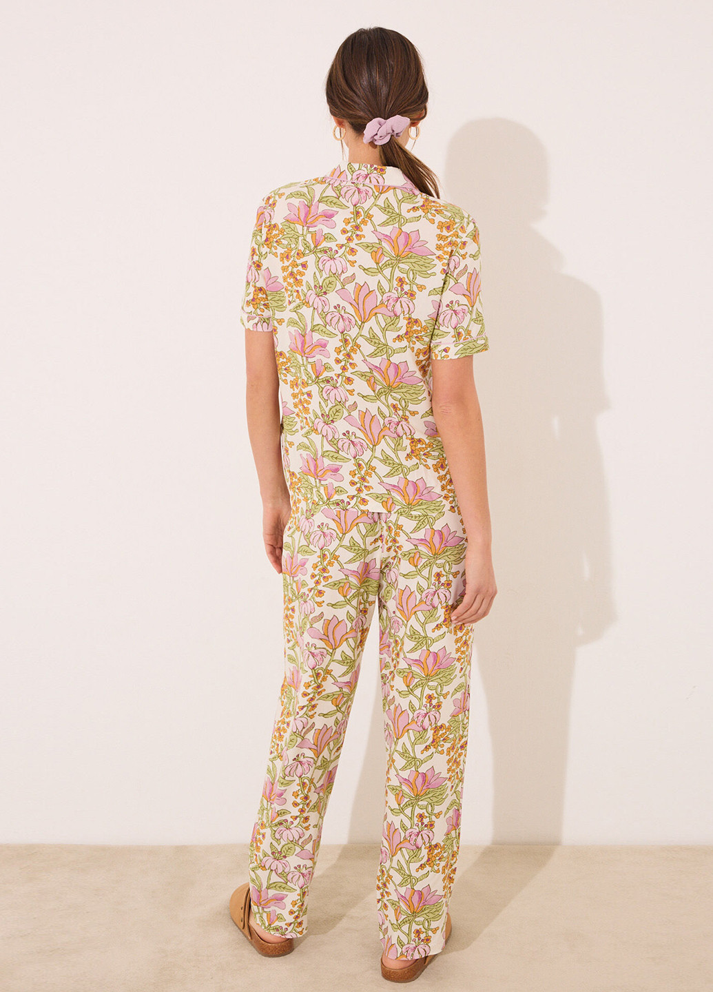 Біла всесезон піжама (сорочка, штани) сорочка + брюки Women'secret