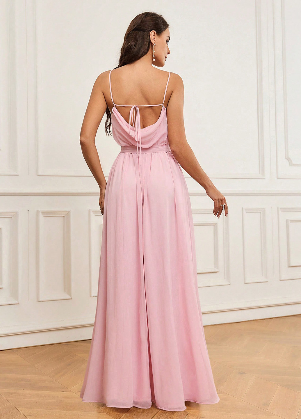 Світло-рожева вечірня сукня з відкритою спиною SHEIN однотонна
