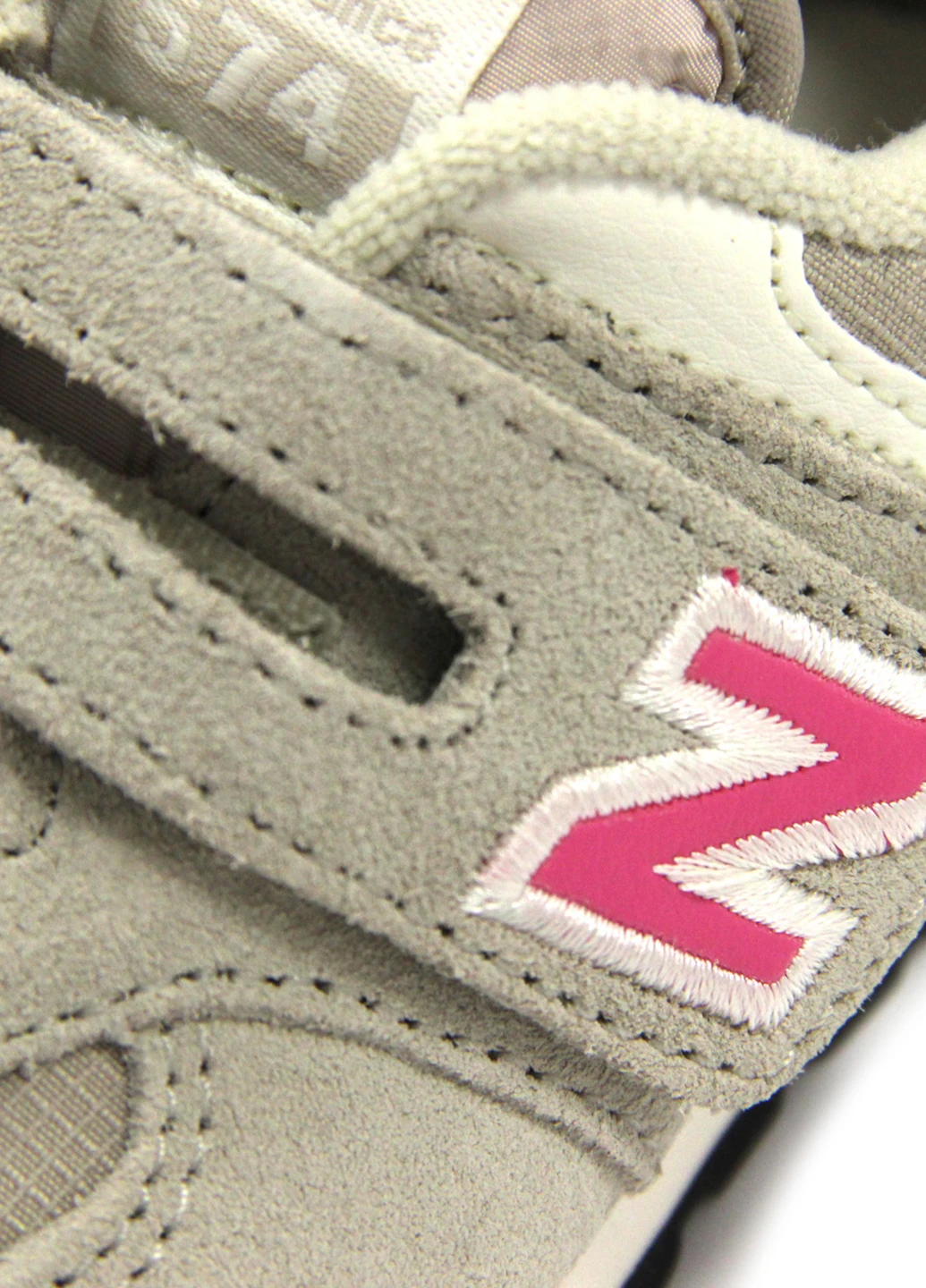 Кросівки для дівчаток IV574ME2 New Balance (242584732)