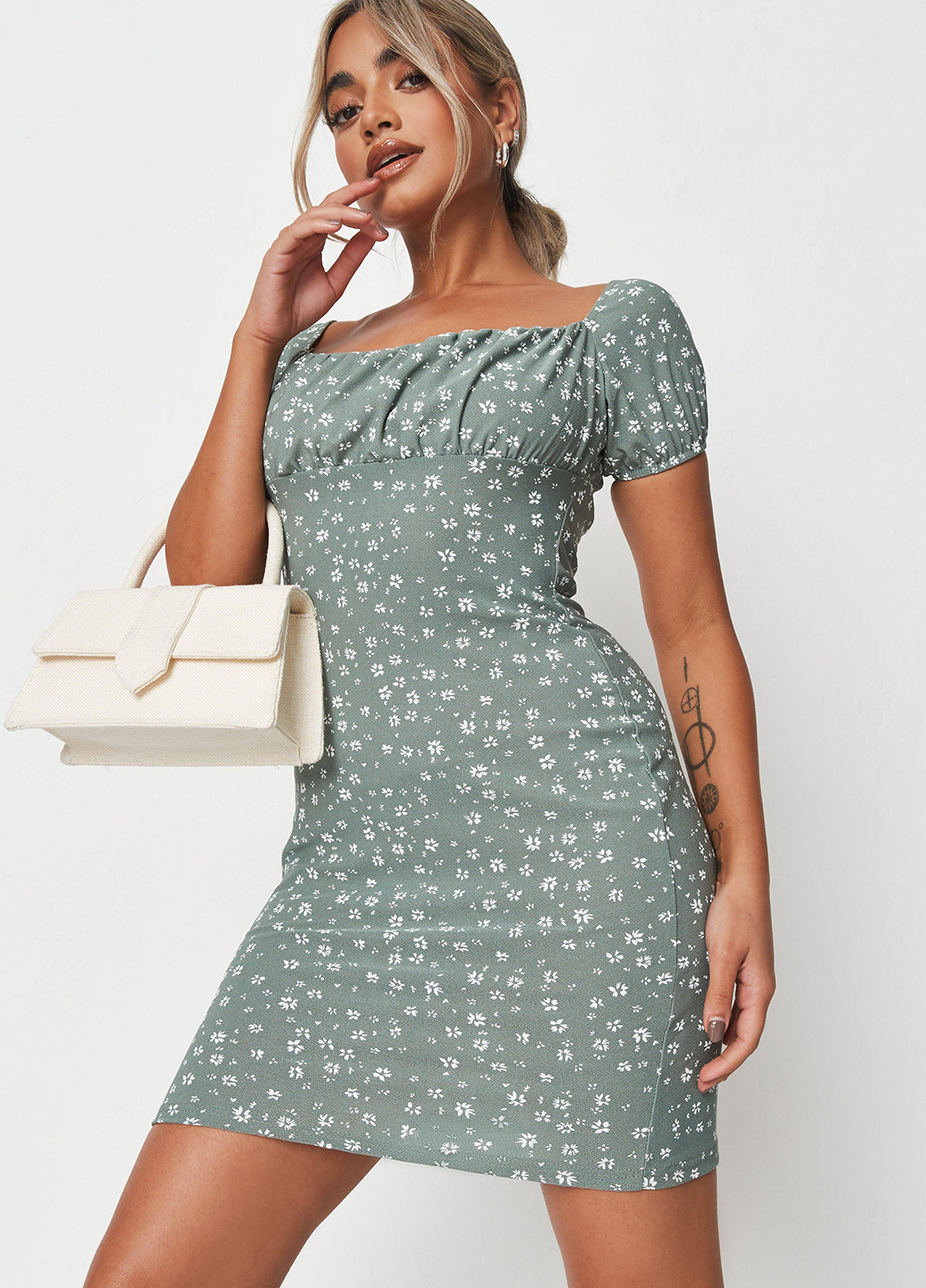 Оливкова кежуал сукня Missguided з квітковим принтом