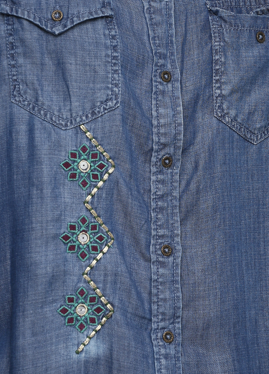 Синяя джинсовая рубашка с орнаментом Desigual