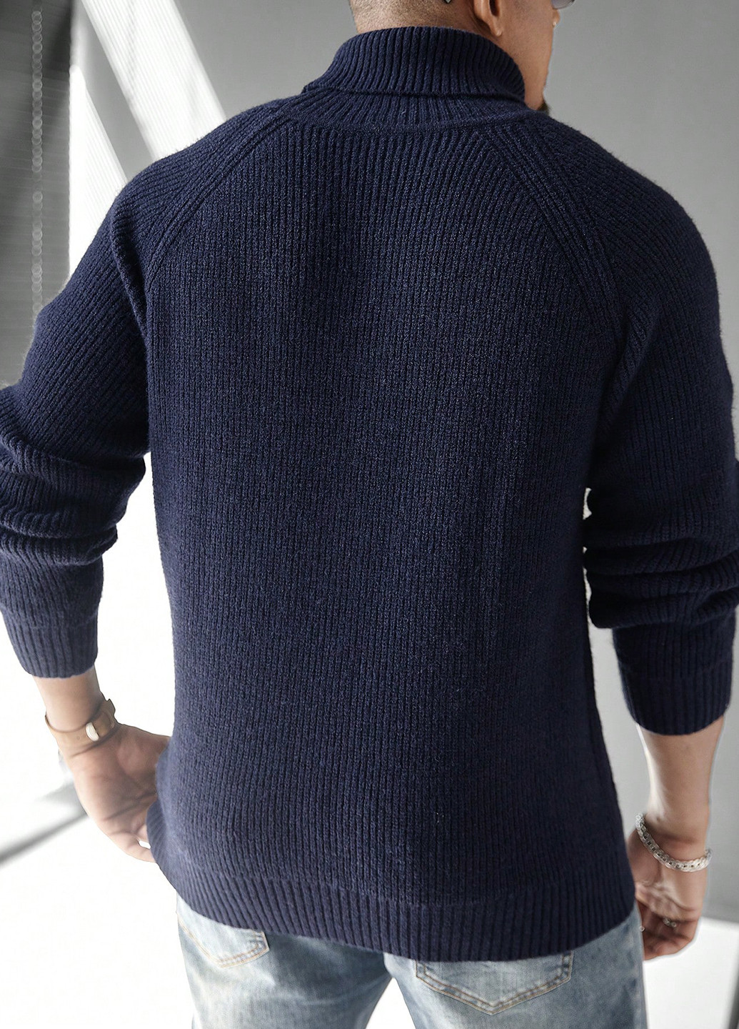 Темно-синій зимовий светр SHEIN