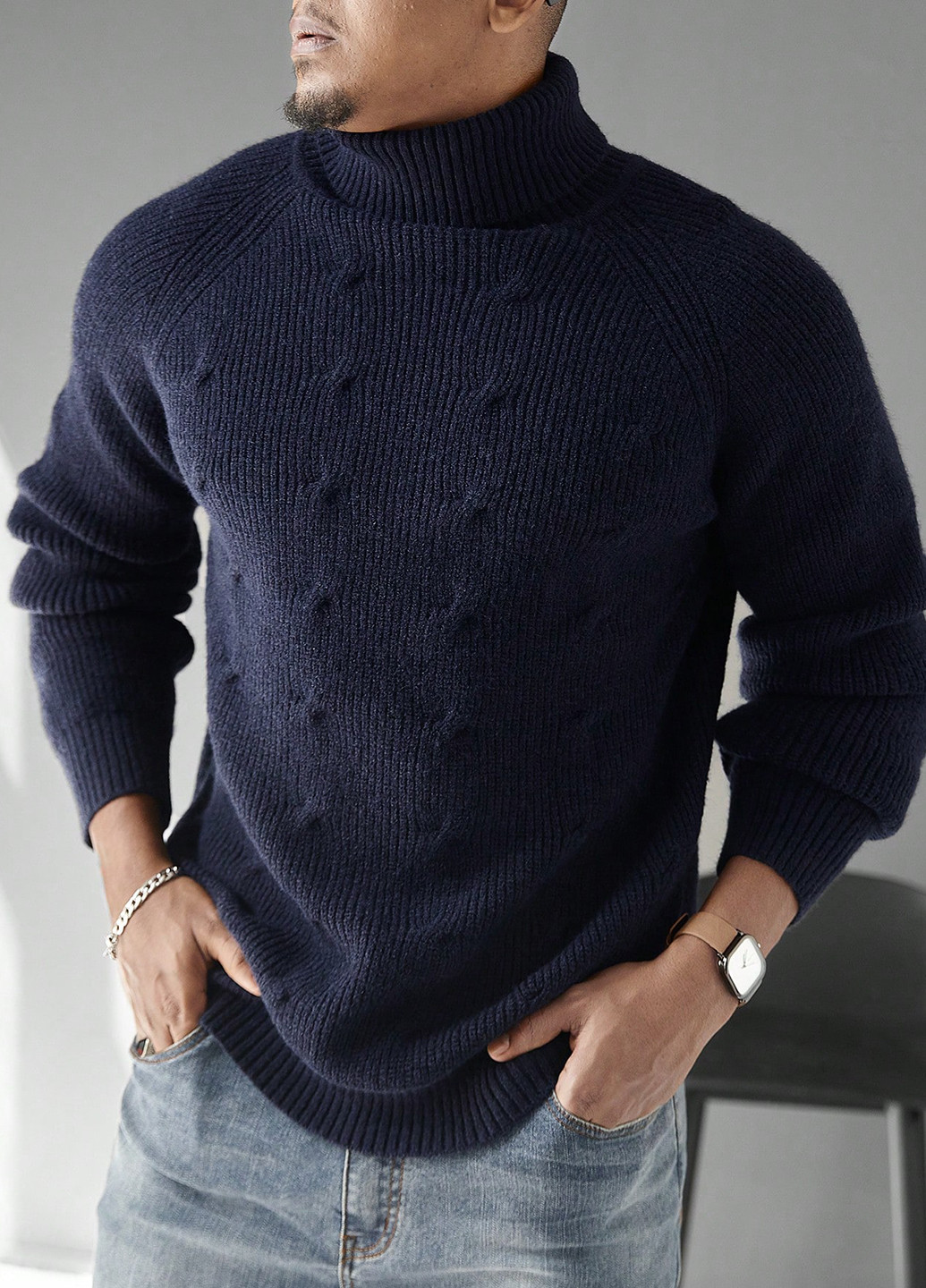 Темно-синій зимовий светр SHEIN