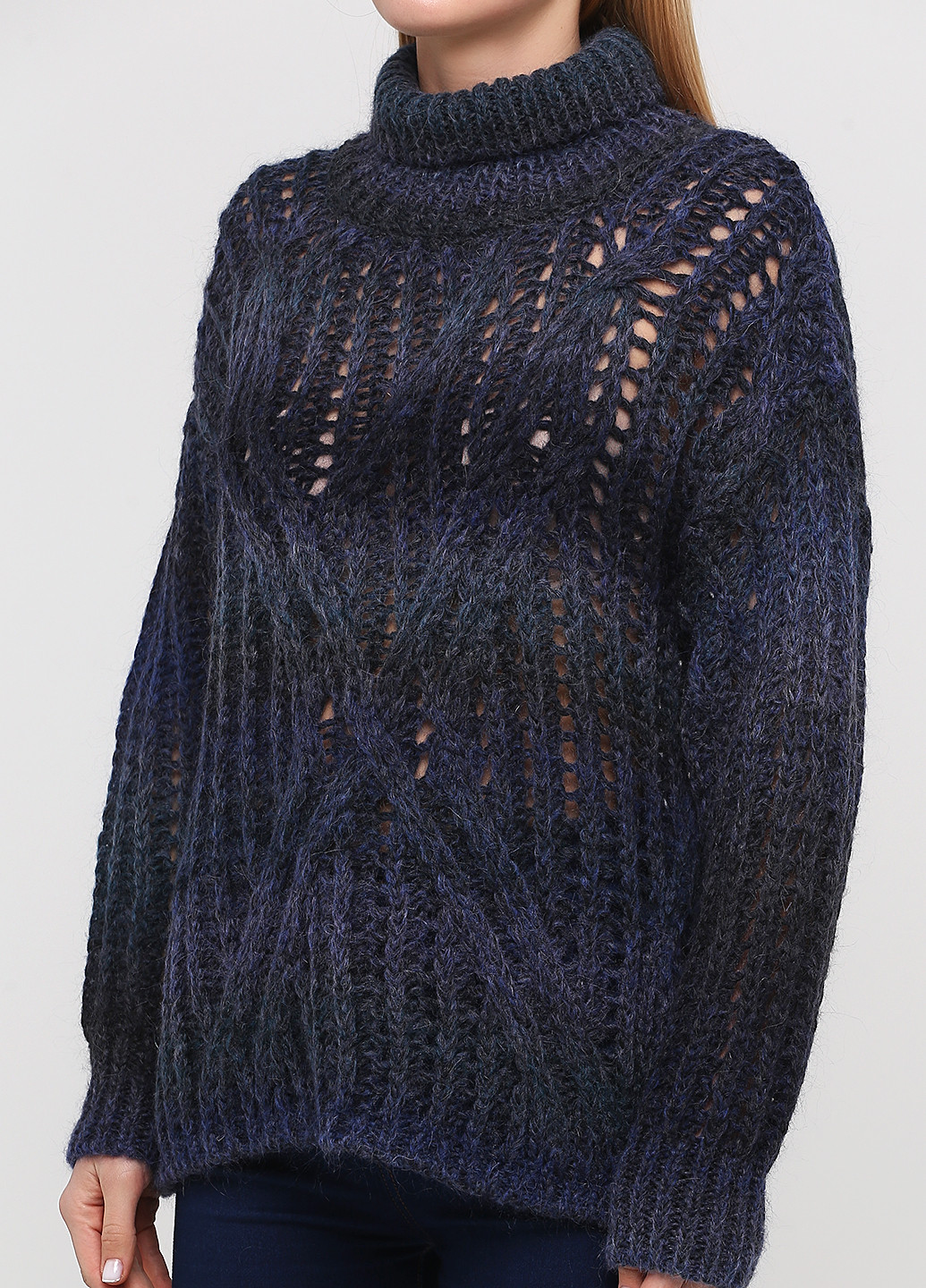 Серо-синий зимний свитер Crisca
