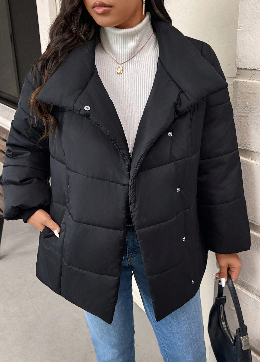 Черная зимняя куртка SHEIN