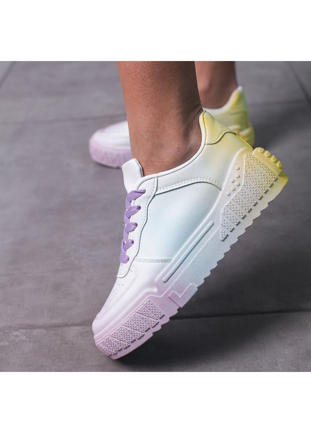 Кроссовки женские Iris 3493 41 25,5 см Белый Fashion белые демисезоны (253195429)