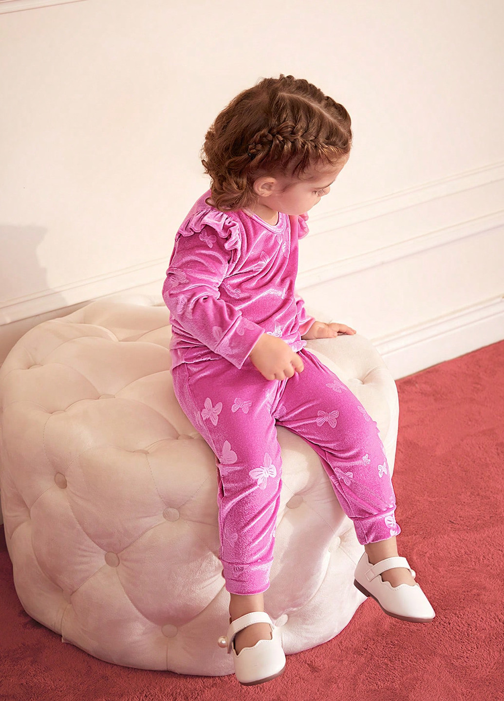 Рожевий демісезонний костюм (світшот, штани) брючний SHEIN